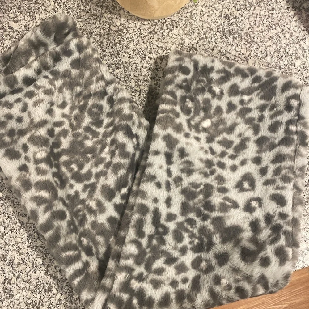 Aerie Faux Fur Wrap